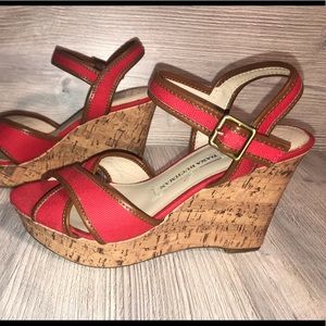 Dana Buchman Women's Red Wedge Heel Size 8.5